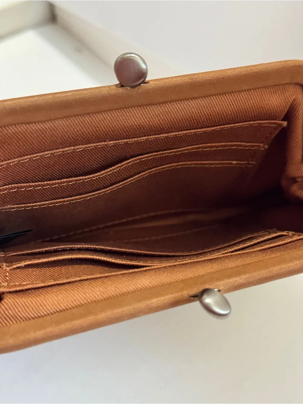 Fossil Tan Leather Kiss-Lock Wristlet Clutch